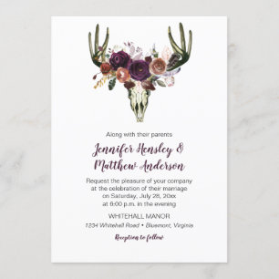 Invitación Boho Deer Skull Dark Purple Floral Bouquet Boda