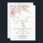 Invitación Boho Floral Con Pampas Dulce 16 Cumpleaños<br><div class="desc">Boho Floral con Pampas Sweet 16 Birthday Invitation Sweet bohemian floral dulce de 16 años invitación con un arreglo floral de color ruidoso con pampas hierba. El encabezado es una imagen falsa de cobre que se puede eliminar.</div>