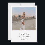 Invitación Boho Photo Sweet 16th Birthday, Minimalista modern<br><div class="desc">Esta encantadora Invitación Dulce de Cumpleaños 16 presenta un diseño minimalista limpio con acentos de caligrafía moderna y es perfecto para subir una foto de la persona de cumpleaños! ¡Edite fácilmente la mayoría de los términos para que coincidan con su evento! El texto y los colores de fondo son totalmente...</div>