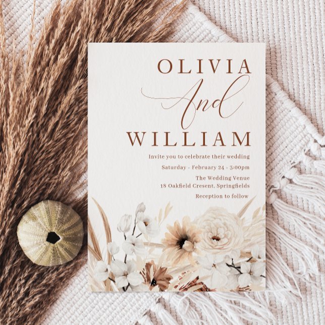 Invitación Boho White Floral Arreglo Boda moderno (Subido por el creador)