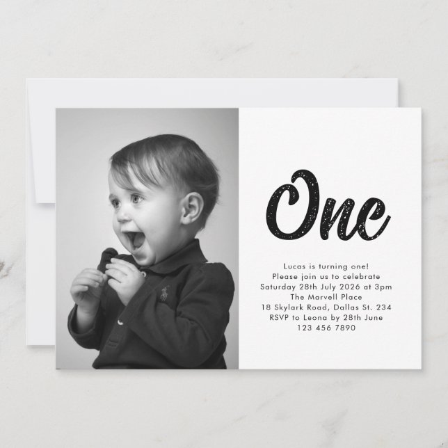 Invitación Bold Typography First Birthday Photo (Anverso)