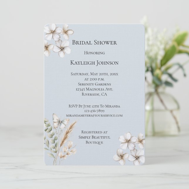 Invitación Bonito Azul Mariposa Blanca Floral Ducha de novia (Anverso de pie)