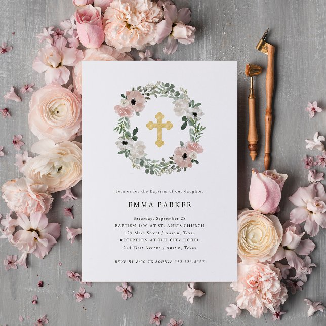 Invitación Bonito Duste Peach Floral Wreath y bautismo cruzad (Subido por el creador)