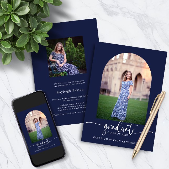 Invitación Bonito Script Graduación Arch Foto Marina Azul (Pretty Script Graduation Arch Photo Navy Blue Invitation)