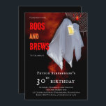 Invitación Boos y Fantasma Halloween 30 Fiesta de cumpleaños<br><div class="desc">Fantasma "Boos and Brews" sostiene un diseño Fiesta de cerveza de 30 años. Diseño compuesto por Holiday Hearts Designs.</div>