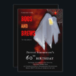 Invitación Boos y Fantasma Halloween Fiesta de cumpleaños núm<br><div class="desc">Fantasma de "Boos y Cervezas" sostiene el diseño de la fiesta de cumpleaños número 60 de la cerveza. Diseño compuesto por Holiday Hearts Designs.</div>