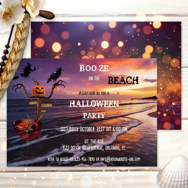 Invitación Booze en el Fiesta de cócteles de Beach Halloween (Halloween cocktail party invitation featuring a sunset on the beach with a cocktail, witch and raven)