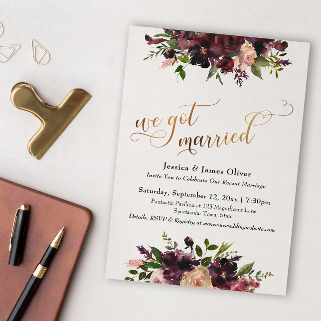 Invitación Borgoña Roja Profunda Floral Y Oro Nos Casamos (Subido por el creador)