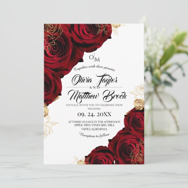 Invitación Borgoña y oro ⎮ Boda Floral Rosa Roja (Anverso de pie)