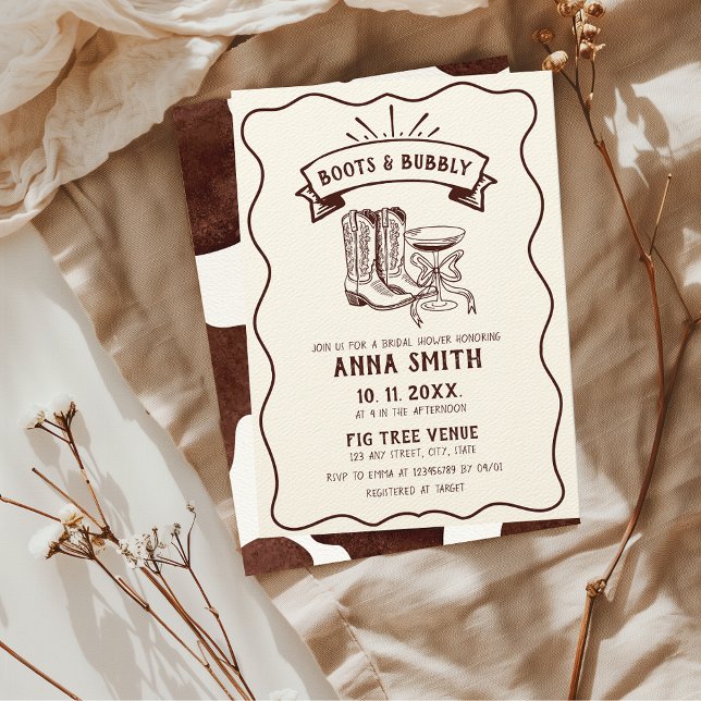 Invitación Botes ilustrados a mano y ducha de novia gruesa (Boots & Bubbly Hand Illustrated Bridal Shower Invitation with Cow Pattern)
