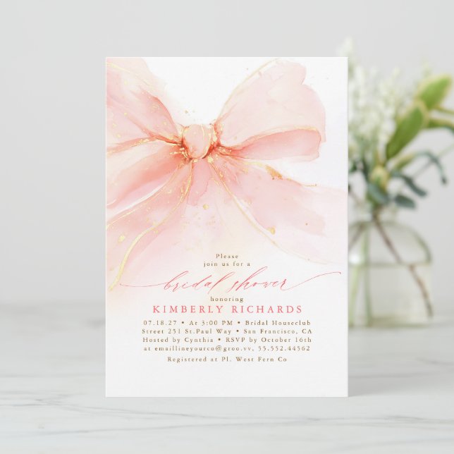 Invitación Bow rosa suave elegante ducha de novia (Anverso de pie)