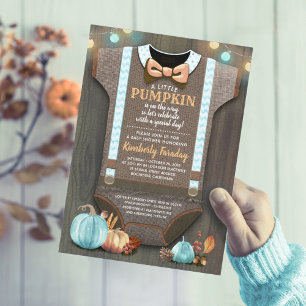 Invitación Boy Baby Shower Fall Pumpkin Rústico Burlap Wood