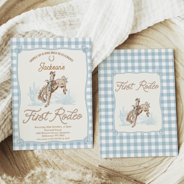 Invitación Boys Blue Plaid Cowboy Primer Rodeo Primer Cumplea (Boys Blue First Rodeo 1st Birthday Invitation Western Cowboy 1st Birthday Invite, Buffalo Plaid Rope)