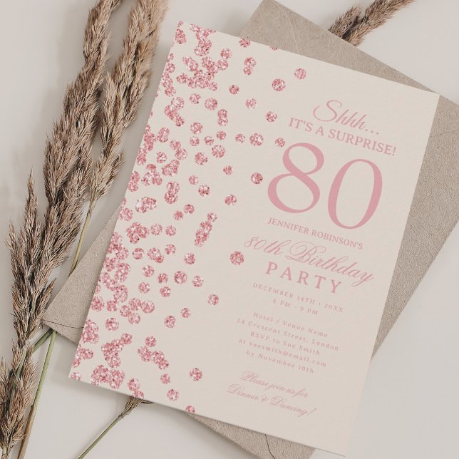 Invitación Brindis de cumpleaños 80 sorpresa Rose Gold Glitte (Rose Gold Glitter Surprise 80th Birthday Champagn Invitation)