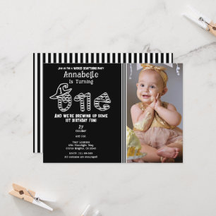 Invitación Bruja Blanco Negra Foto de Halloween Cumpleaños 1e