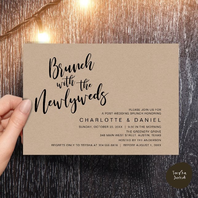 Invitación Brunch con los recién casados, Boda Elopement (Brunch with the newlyweds, Post Wedding Elopement Invitation Card PDF Cottage Brown Wood Background)