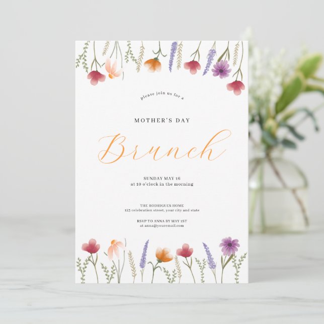 Invitación Brunch de Día de la Madre floral acuático (Anverso de pie)