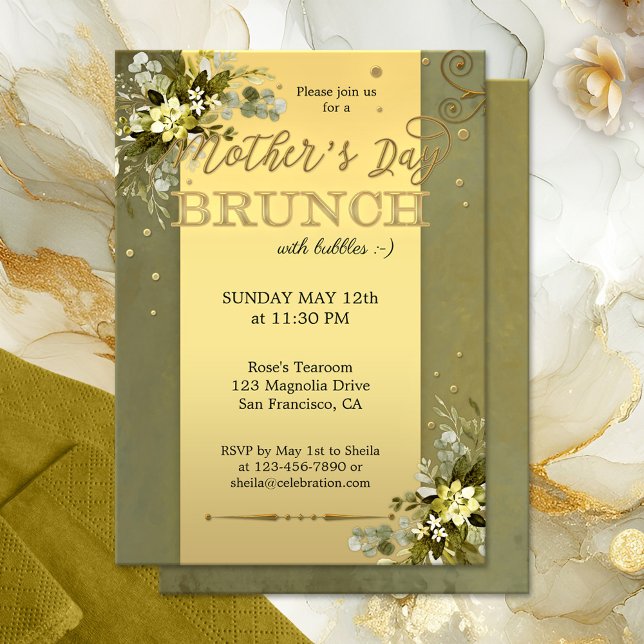 Invitación Brunch Día de la Madre acuático de oro verde (Elegant Mother's Day Brunch invitation featuring a gold stylized design with watercolor leaves)