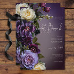Invitación Brunch morado floral morado oscuro y lavanda<br><div class="desc">Presentamos nuestra exquisita invitación al brunch con ducha de novia que combina sin esfuerzo la elegancia moderna con el encanto vintage. Envuelto en un fondo de ciruela morada, cobra vida un ramo suave y suave, con morado oscuro, lavanda, blanco crema y flores borgoñas junto a una delicada vegetación botánica. Esta...</div>