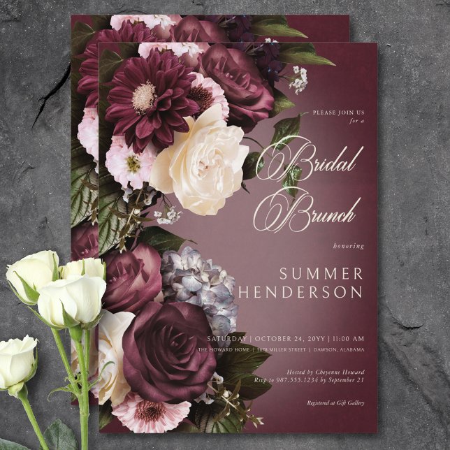 Invitación Brunéi de novia floral de borgoña oscura y crema (Dark Burgundy & Cream Blur Floral Bridal Brunch Invitation)