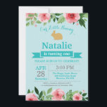 Invitación Bunny Birthday Chica Easter Egg 1er cumpleaños<br><div class="desc">Invitación de cumpleaños conyugal. Chica Pequeña Conejita. Invitación al Día del Huevo de Pascua. Verde azulado Turquesa Aqua Lavender Lilac. Conejo. Huevos de caza. Conejo conejo conejo Purpurina de oro. Acuarela Flor Floral Acuático Fondo Turquesa Verde azulado. 1.ª 2ª 3ª 4ª 6ª 7ª 8ª 10ª 11ª 12ª 13ª 14ª, Cualquier...</div>