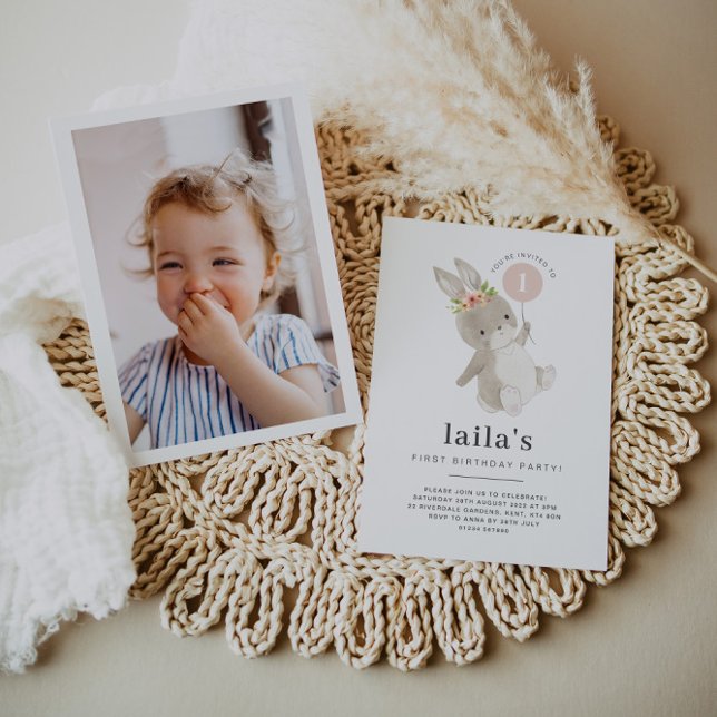 Invitación Bunny First Birthday Photo Invitation Globo rosado (Subido por el creador)
