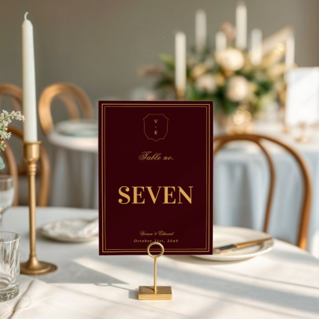 Invitación Burgundy Gold Crest Monogram Wedding Table Number (Subido por el creador)