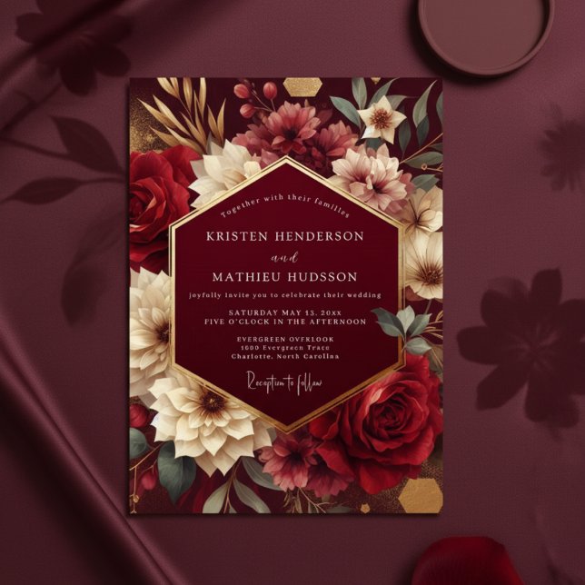 Invitación Burgundy Lush Botanical Romance Wedding (Subido por el creador)