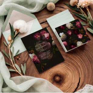 Invitación Burgundy Oscuro Floral Malhumorado Negro Elegante