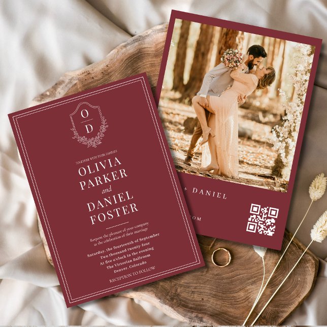 Invitación Burgundy QR Code Classic Escudo Boda de fotografía (Subido por el creador)