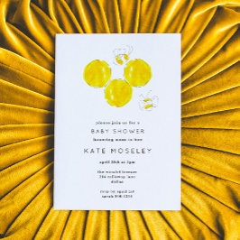 Invitación Buzzing BeeYellow Watercolor Honeycomb Baby Shower
