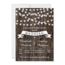 Cadena de luces, madera y pancarta boda rústico