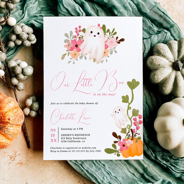 Invitación Calabaza blanca floral suave de boquilla pequeña d (Cute floral ghost pumpkin little boo baby shower invitation)