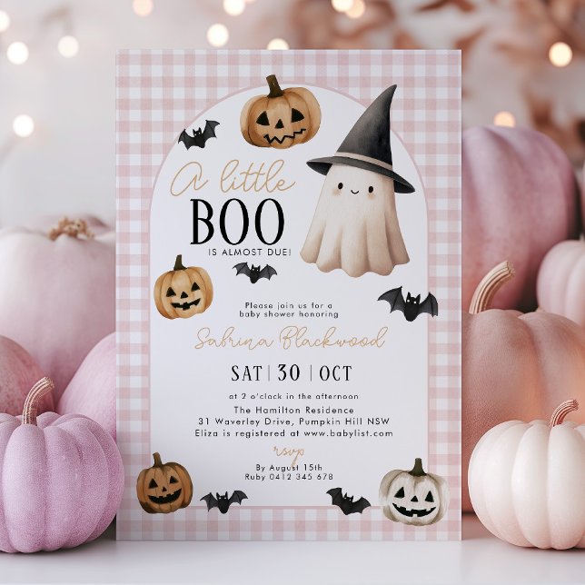 Invitación Calabaza de fantasma rosa de Little Boo Baby Showe (A little Boo is almost due! Pink halloween themed baby shower invitation with ghost and pumpkins)