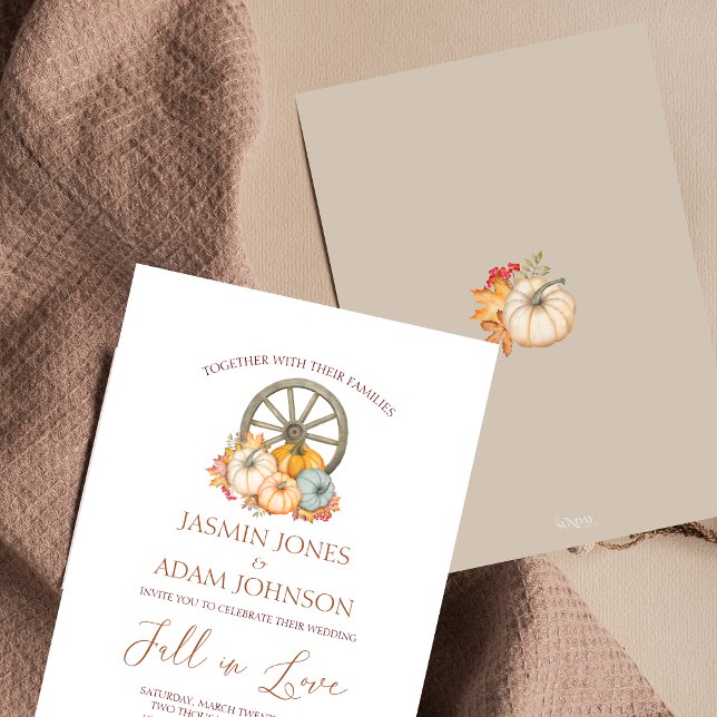 Invitación Calabaza Rustic Autumn Harvest Wheel Boda (Fall in Love Autumn Fall Harvest Pumpkins Wedding Invitation)
