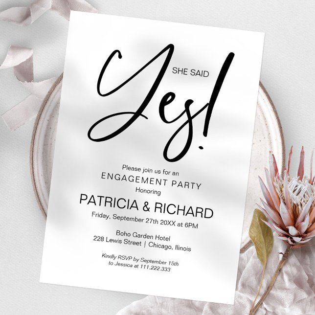 Invitación Caligrafía Chic Ella Dijo Sí Fiesta de Compromiso (Subido por el creador)
