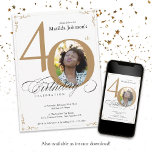 Invitación Caligrafía dorada blanca elegante foto 40 cumpleañ<br><div class="desc">Caligrafía de color blanco elegante de oro Foto Invitación a los 40 años. Y la elegantemente diseñada invitación especial para la celebración de cumpleaños, con una foto personalizado de la persona de cumpleaños y la caligrafía de escritura con elementos florecientes de época. Lo suficientemente sencillo para adaptarse a una variedad...</div>