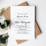 Invitación Caligrafía moderna Bat Mitzvah<br><div class="desc">Esta moderna invitación al murciélago de caligrafía mitzvah es perfecta para una mitzvah de murciélago rústico. El diseño,  sencillo y elegante,  presenta una tipografía de escritura clásica y elegante en blanco y negro.</div>