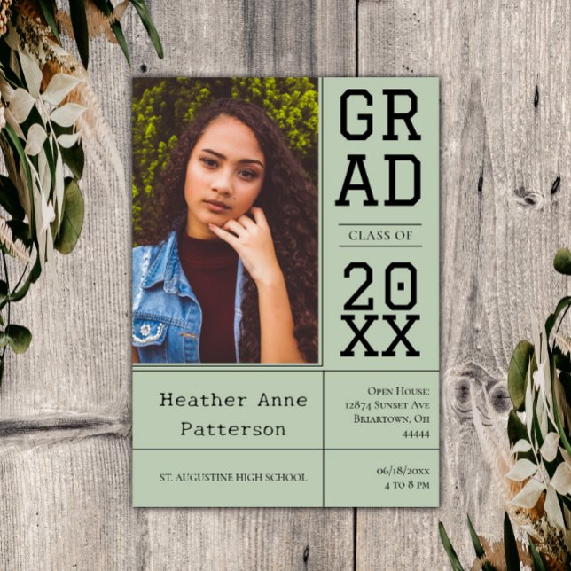 Invitación Cámara Abierta de Graduación de Fotografía | Sage  (Sage Green Photo Graduation Open House Invitation)