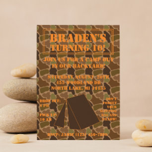 Invitación Camo Camouflage Backyard Campout Invite de cumplea