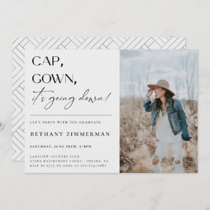 Invitación Cap Gown está cayendo en la fiesta de graduación