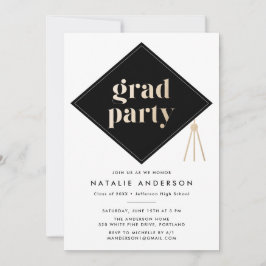 Invitación Caps Off Photo Graduation Party