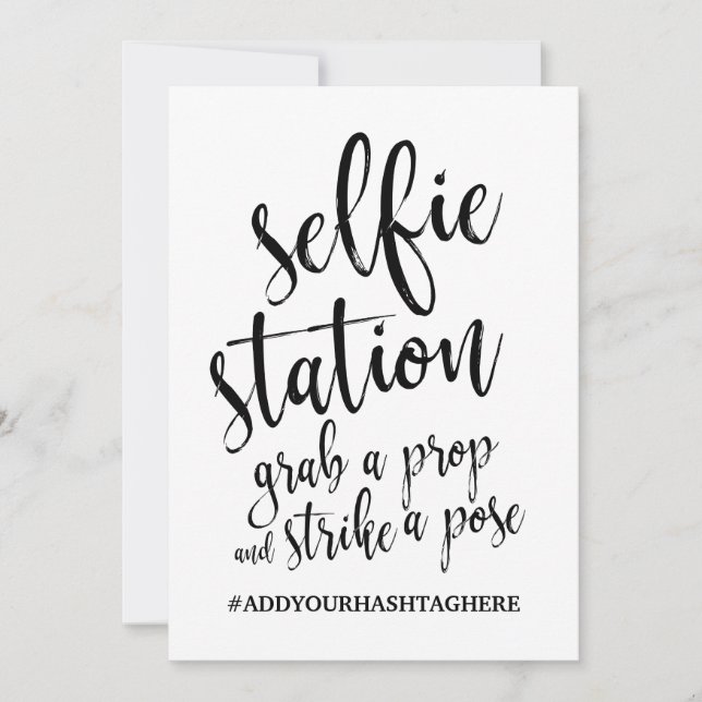 Invitación Cartel de estación de selfie en negro y blanco ase (Anverso)