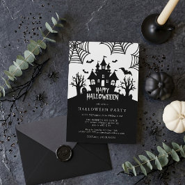 Invitación Casa Embrujada Fiesta de Halloween de Blanco y Neg