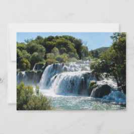 Invitación Cascada en el Parque Nacional Krka - Dalmatia, Cro
