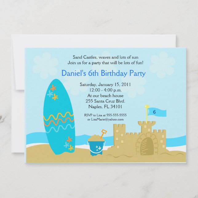 Invitación CASTILLO DE ARENA DE LA PLAYA DE SURF BOARD 5x7 In (Anverso)