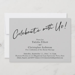 Invitación Celebra con Nosotros Letra Simple Gris Claro