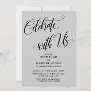 Invitación Celebra con Us elaborada escritura gris