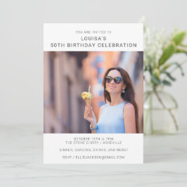 Invitación Celebración de Cumpleaños 50 Minimalista y Audaz c