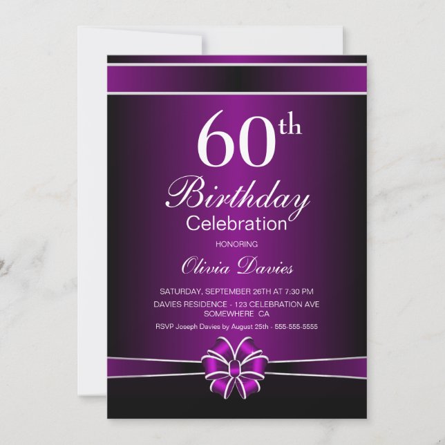 Invitación Celebración de cumpleaños 60 en negro y morado (Anverso)